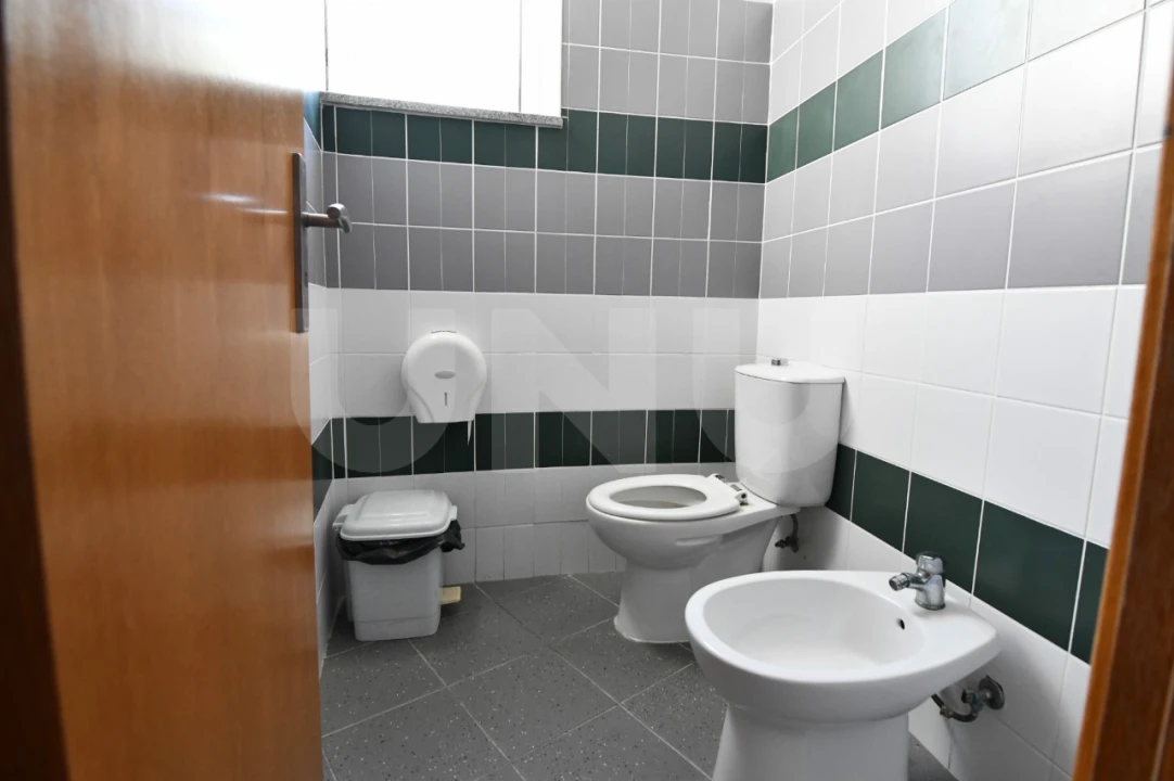 Negócio para Venda em Fundão, Valverde, Donas, A. Joanes, A. Nova Cabo Foto 24