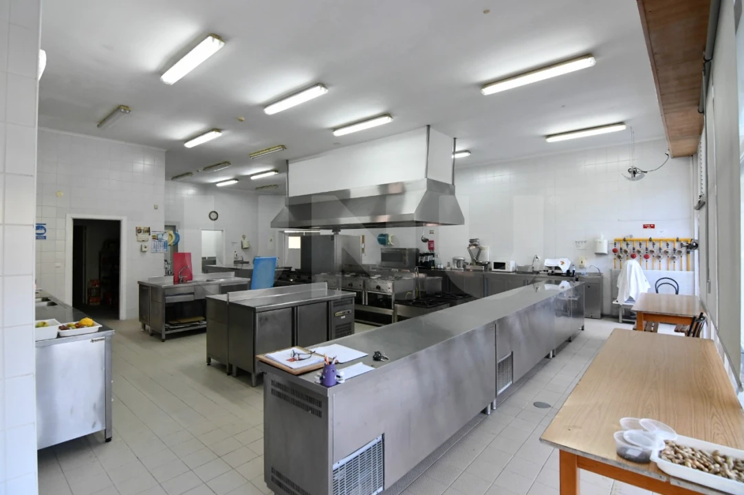 Negócio para Venda em Fundão, Valverde, Donas, A. Joanes, A. Nova Cabo Foto 31