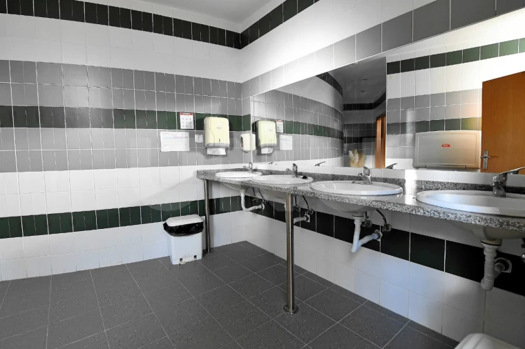 Negócio para Venda em Fundão, Valverde, Donas, A. Joanes, A. Nova Cabo Foto 25