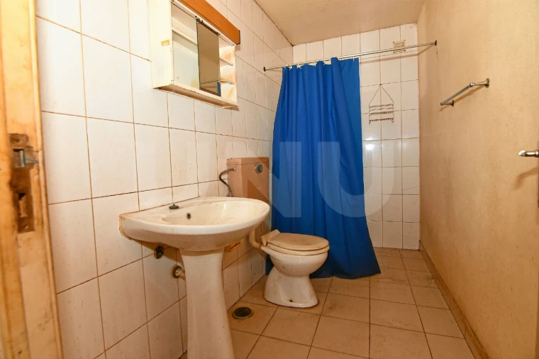 Prédio para Venda em Cantar-Galo e Vila do Carvalho Foto 13