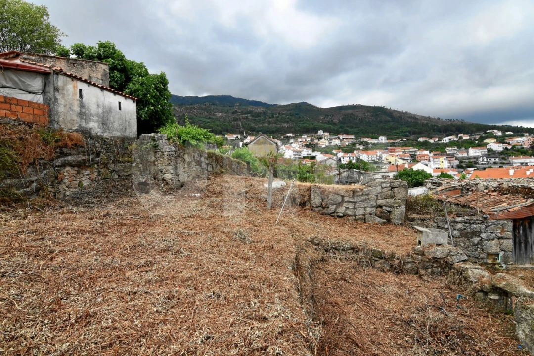 Terreno para Venda em Cantar-Galo e Vila do Carvalho Foto 18