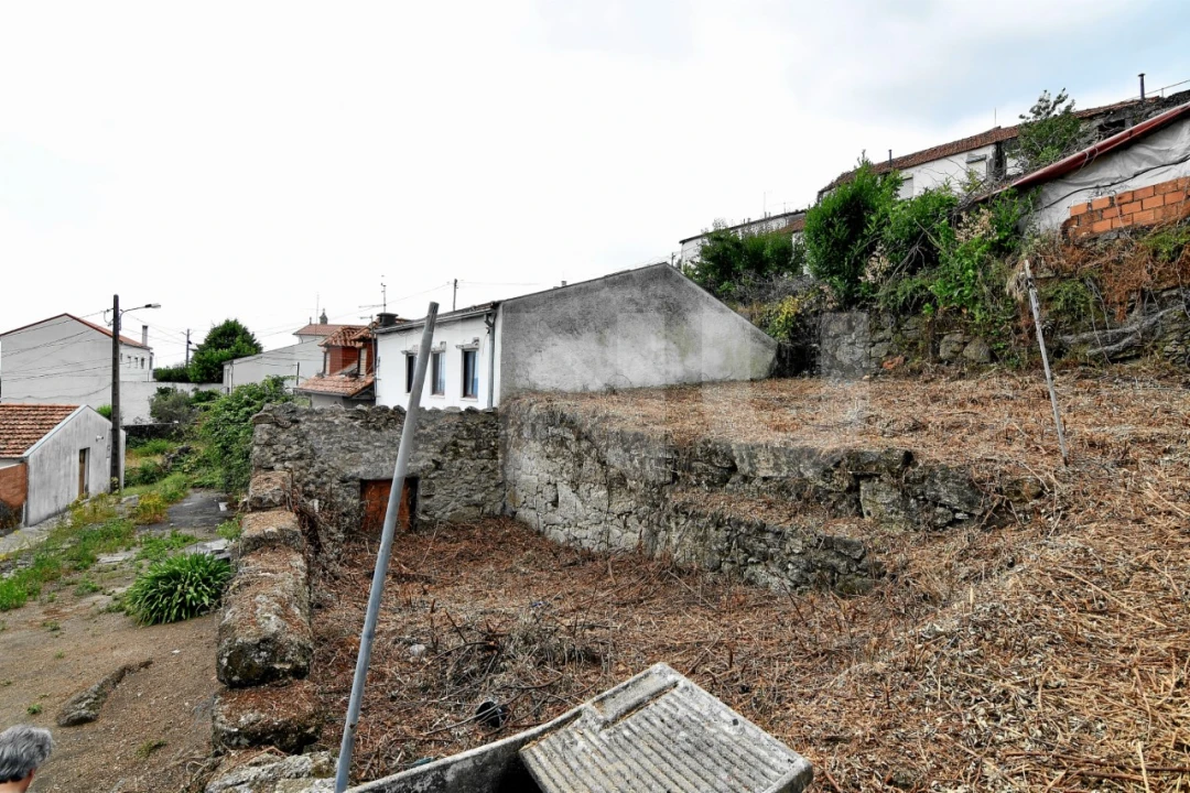 Terreno para Venda em Cantar-Galo e Vila do Carvalho Foto 21