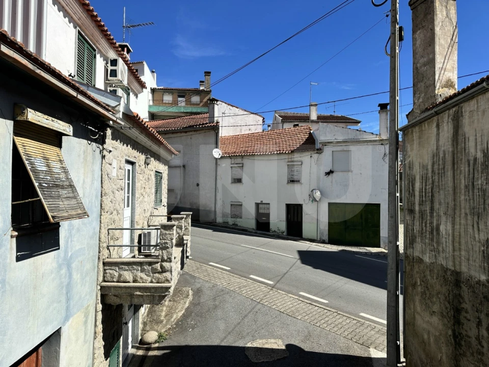 Prédio para Venda em Peso e Vales do Rio Foto 7