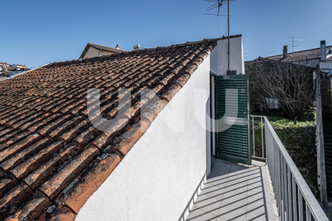 Moradia T2 para Venda em Barco e Coutada Foto 21