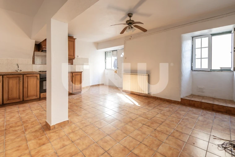 Moradia T2 para Venda em Barco e Coutada Foto 4