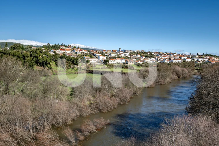 Moradia T2 para Venda em Barco e Coutada Foto 27