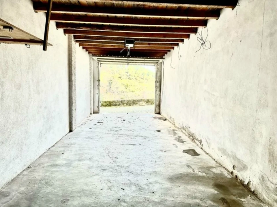 Garagem para Venda em Covilhã e Canhoso Foto 3