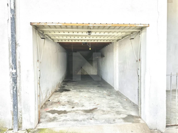 Garagem para Venda em Covilhã e Canhoso Foto 8