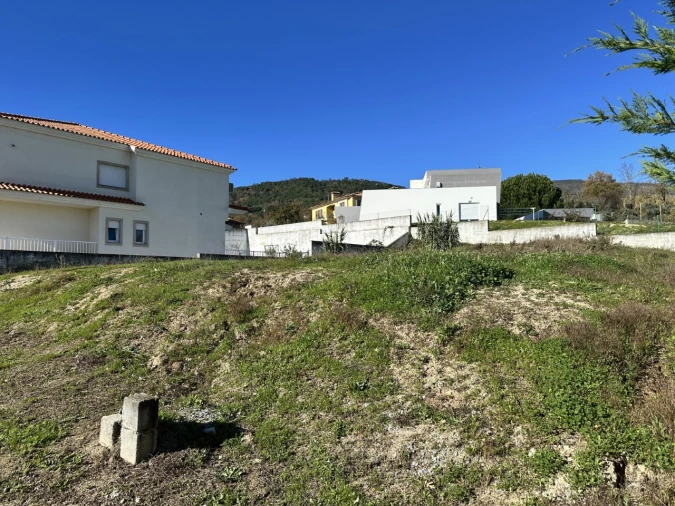 Terreno para Venda em Tortosendo Foto 11