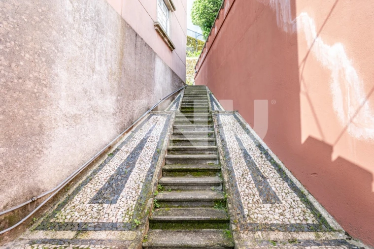 Prédio para Venda em Covilhã e Canhoso Foto 18