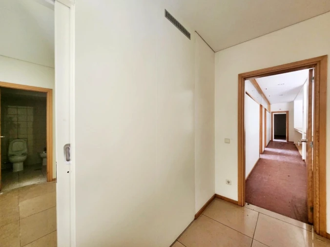 Armazém para Arrendamento em Figueiró (Santiago e Santa Cristina) Foto 10