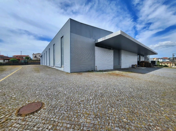 Armazém para Arrendamento em Figueiró (Santiago e Santa Cristina) Foto 15