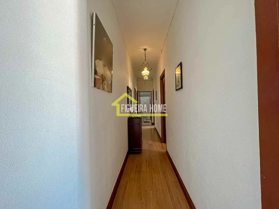 Prédio para Venda em Tavarede Foto 14