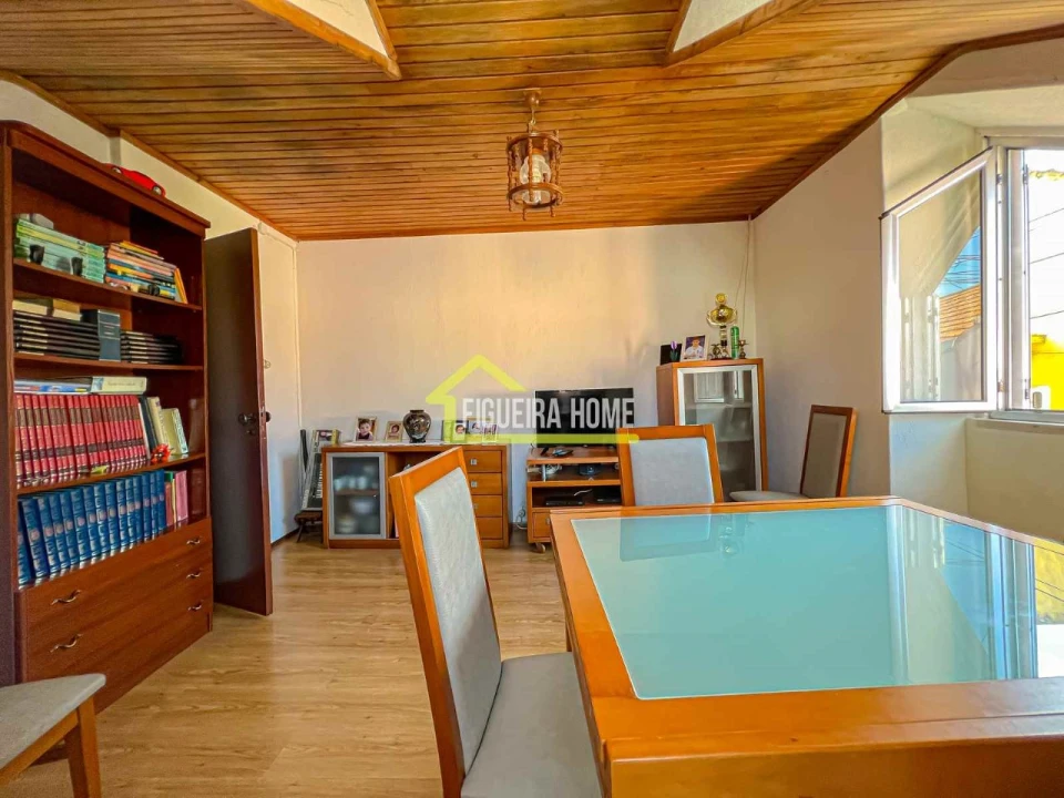 Prédio para Venda em Tavarede Foto 17