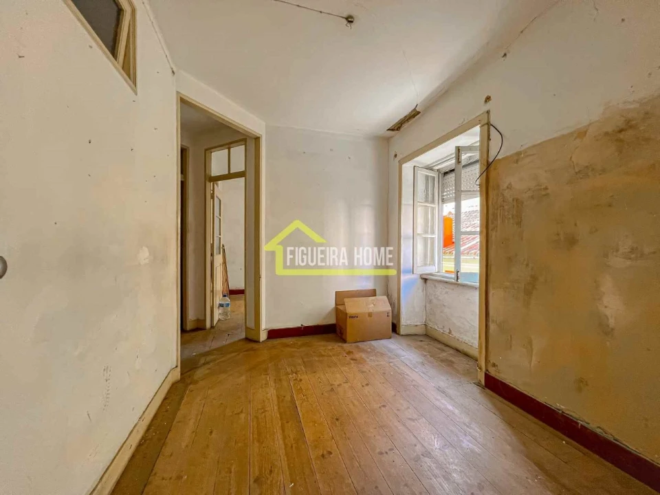 Prédio para Venda em Tavarede Foto 27