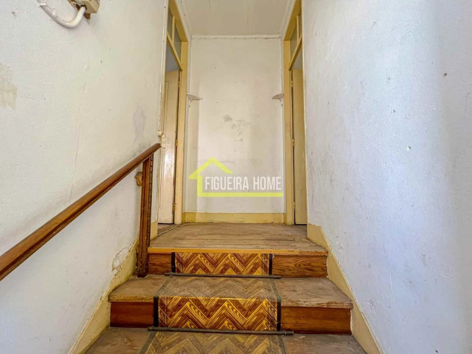 Prédio para Venda em Tavarede Foto 34