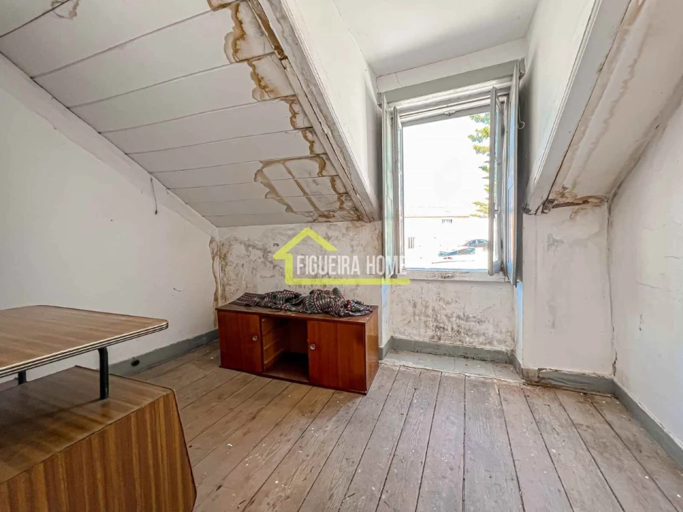 Prédio para Venda em Tavarede Foto 40