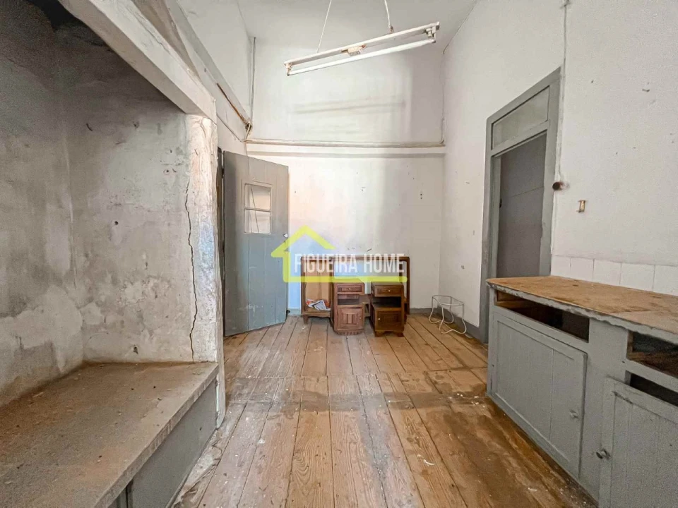 Prédio para Venda em Tavarede Foto 43