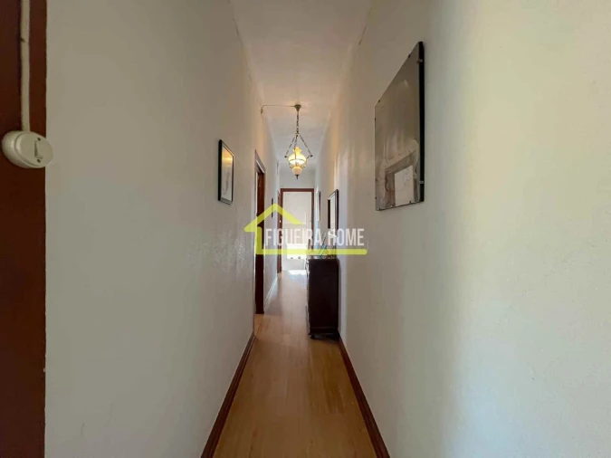 Prédio para Venda em Tavarede Foto 5