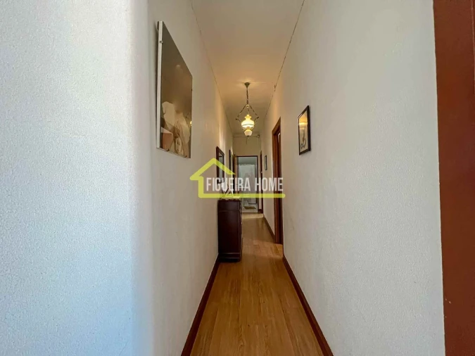 Prédio para Venda em Tavarede Foto 14