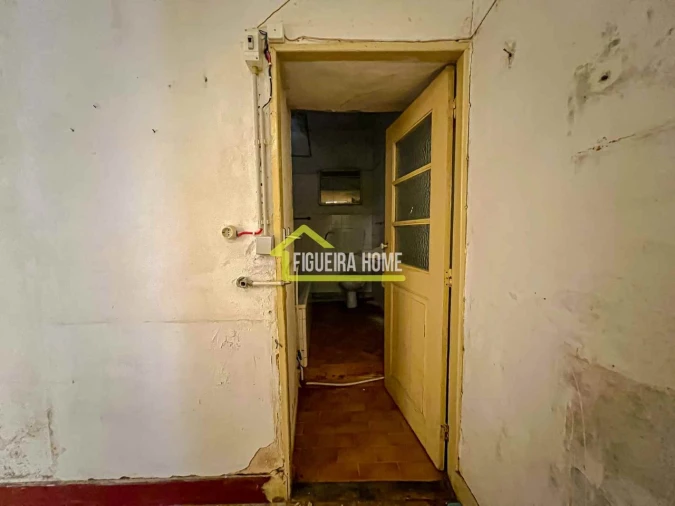 Prédio para Venda em Tavarede Foto 23