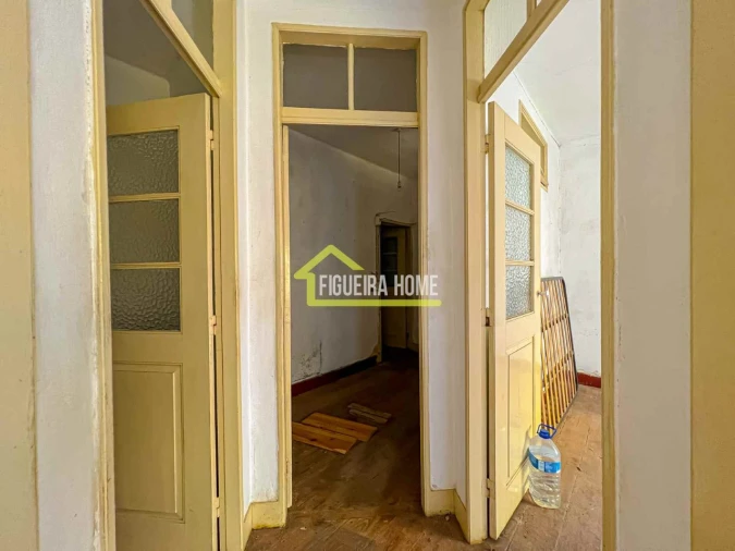 Prédio para Venda em Tavarede Foto 26