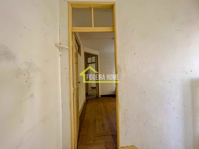 Prédio para Venda em Tavarede Foto 29