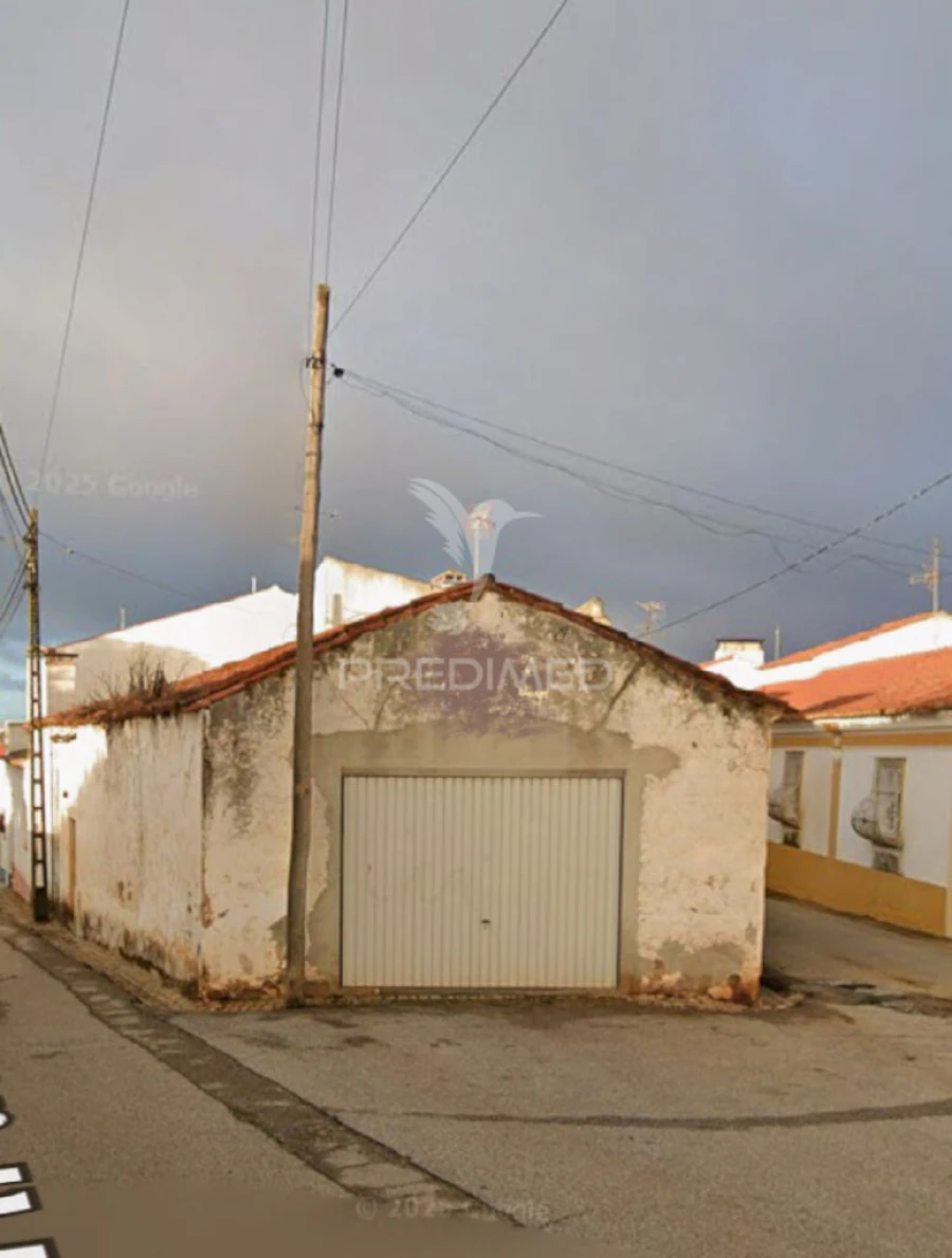 Moradia T1 para Venda em Capelins (Santo Antonio) Foto 1