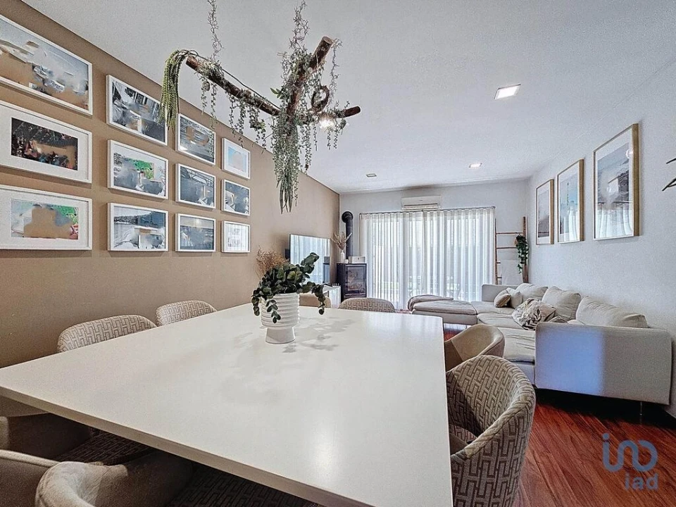 Moradia T4 para Venda em Rio Tinto Foto 13