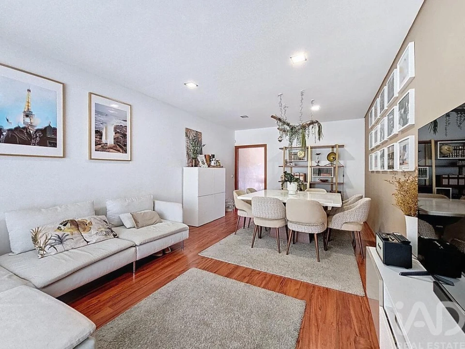 Moradia T4 para Venda em Rio Tinto Foto 17