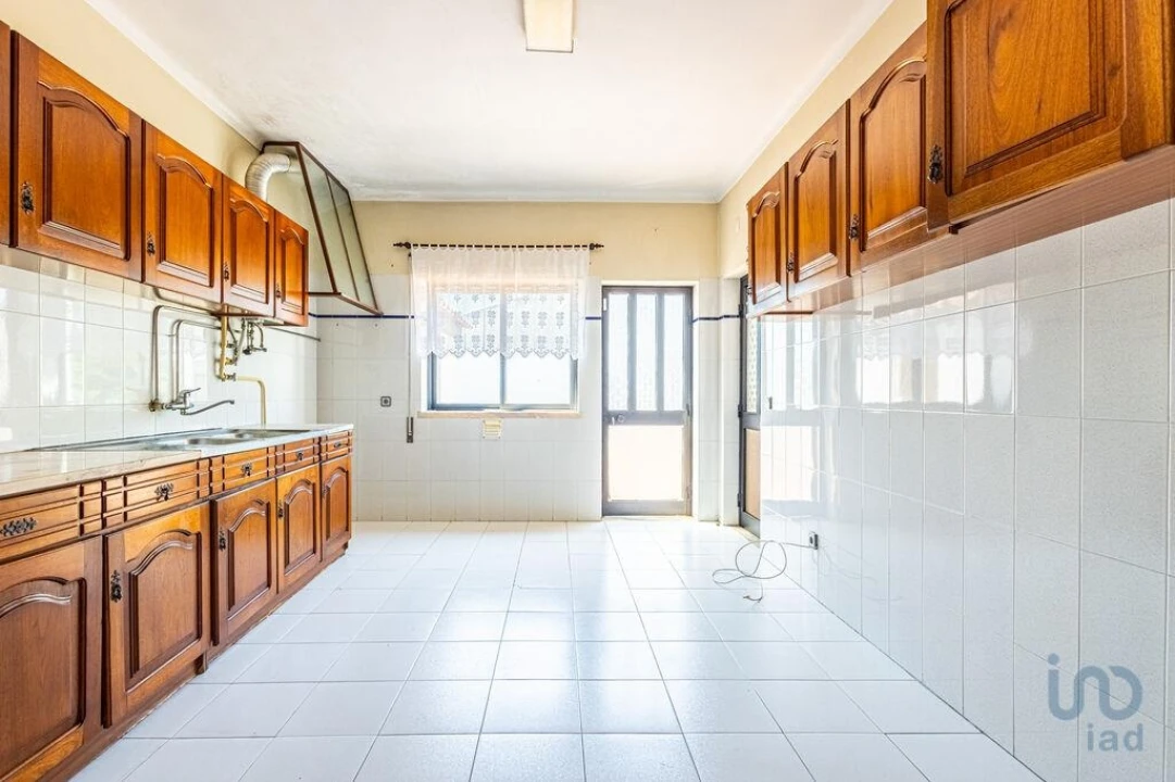 Apartamento T3 para Venda em Rio Maior Foto 7