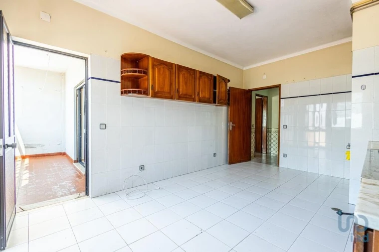 Apartamento T3 para Venda em Rio Maior Foto 5