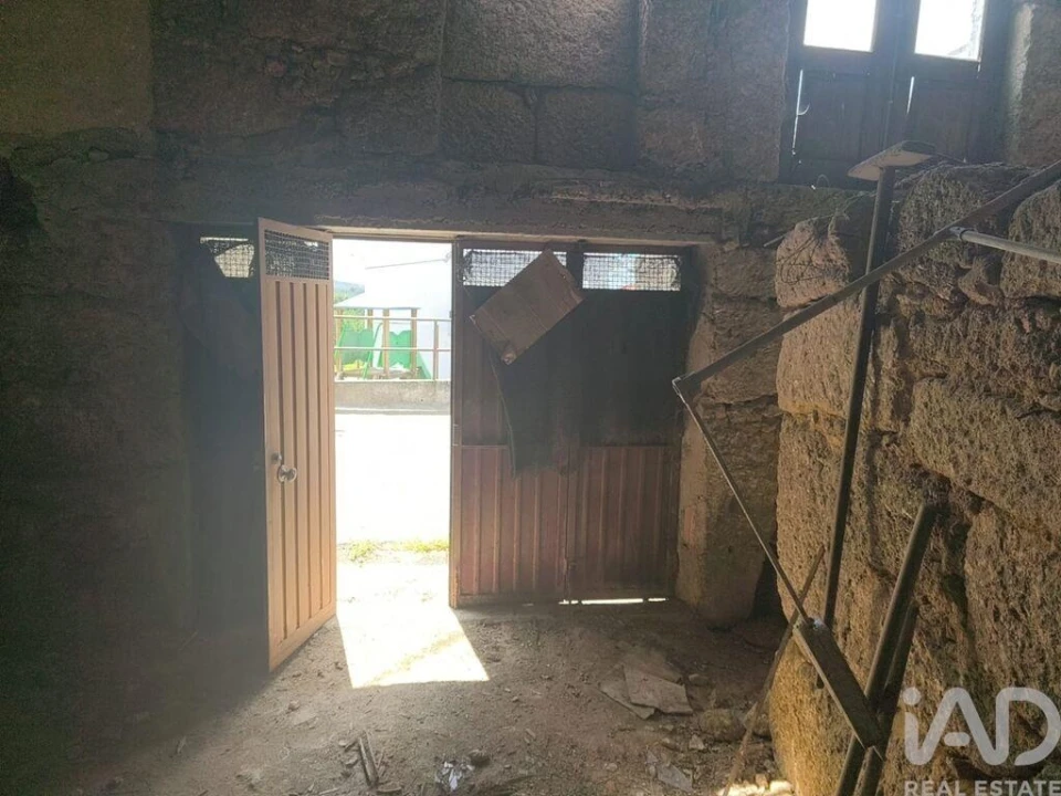 Moradia para Venda em Covas e Vila Nova de Oliveirinha Foto 9