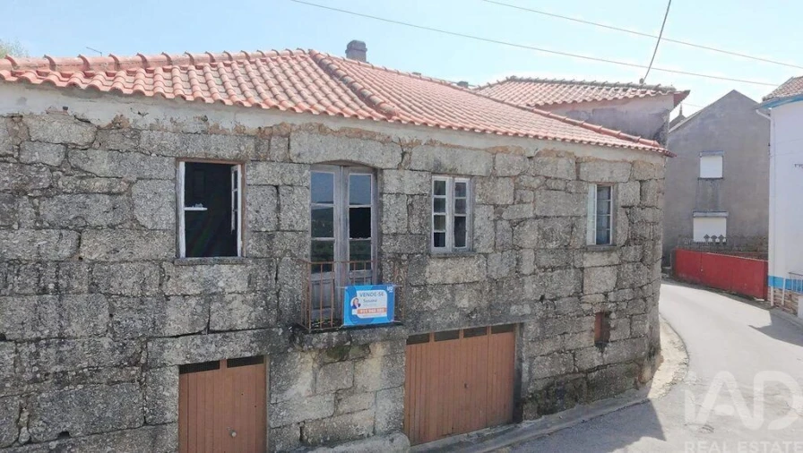 Moradia para Venda em Covas e Vila Nova de Oliveirinha Foto 3