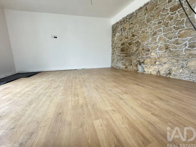 Moradia T3 para Venda em Ventosa Foto 1