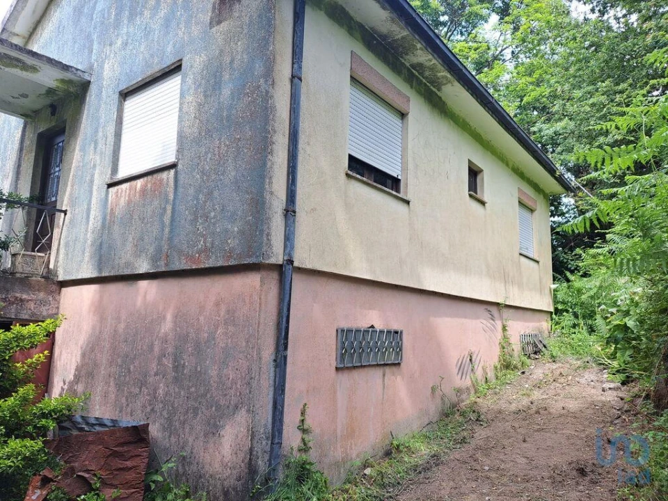 Moradia T2 para Venda em Escariz (São Mamede) e Escariz (São Martinho) Foto 1