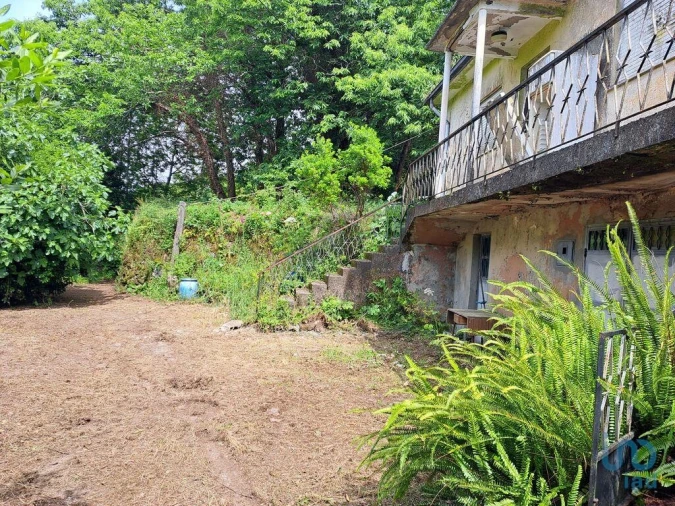 Moradia T2 para Venda em Escariz (São Mamede) e Escariz (São Martinho) Foto 2