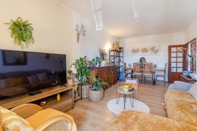 Apartamento T2 para Venda em Lagos (São Sebastião e Santa Maria)