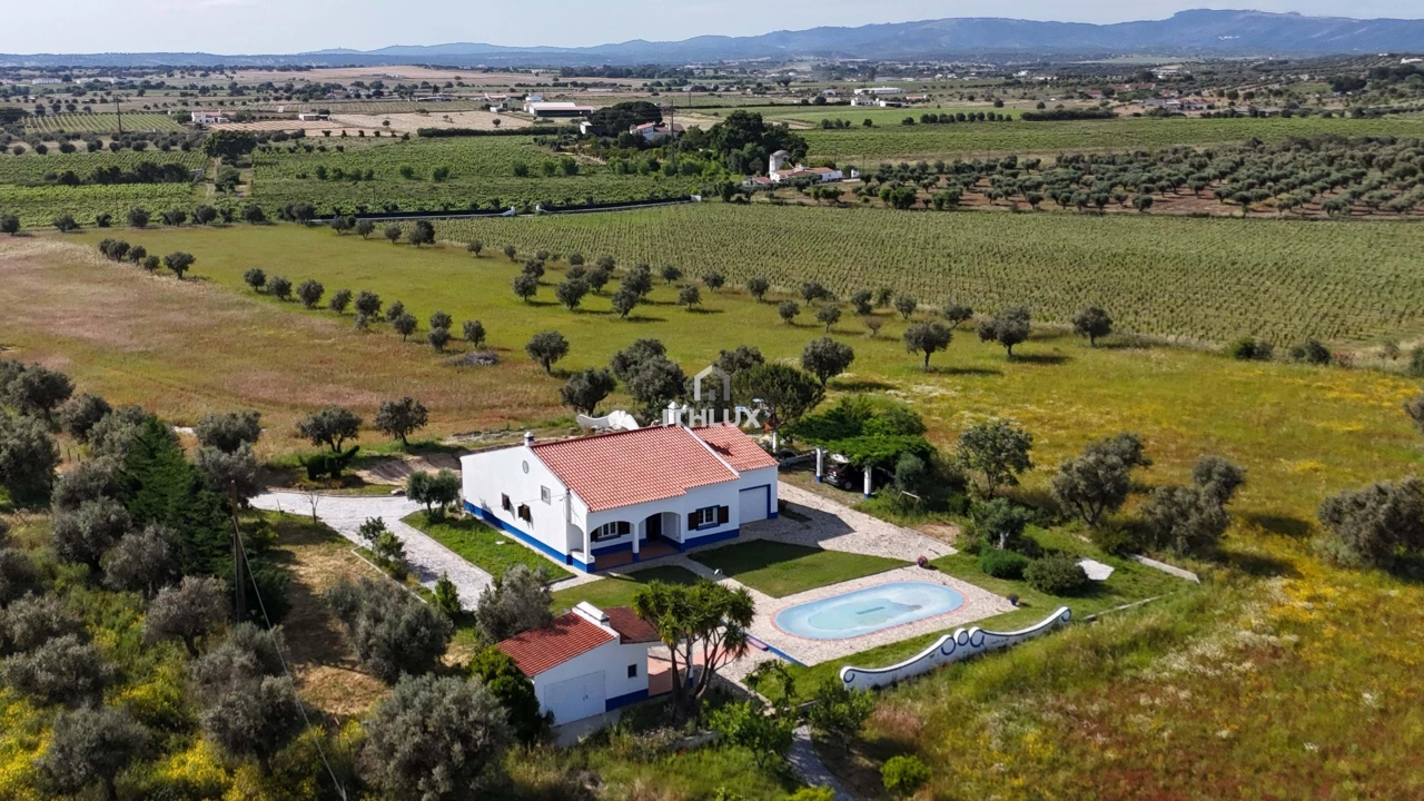 Quinta T4 para Venda em Redondo Foto 47