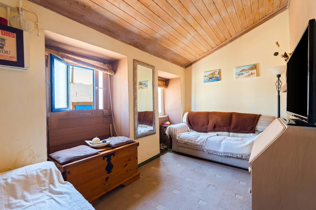 Moradia T2 para Venda em Luz Foto 3