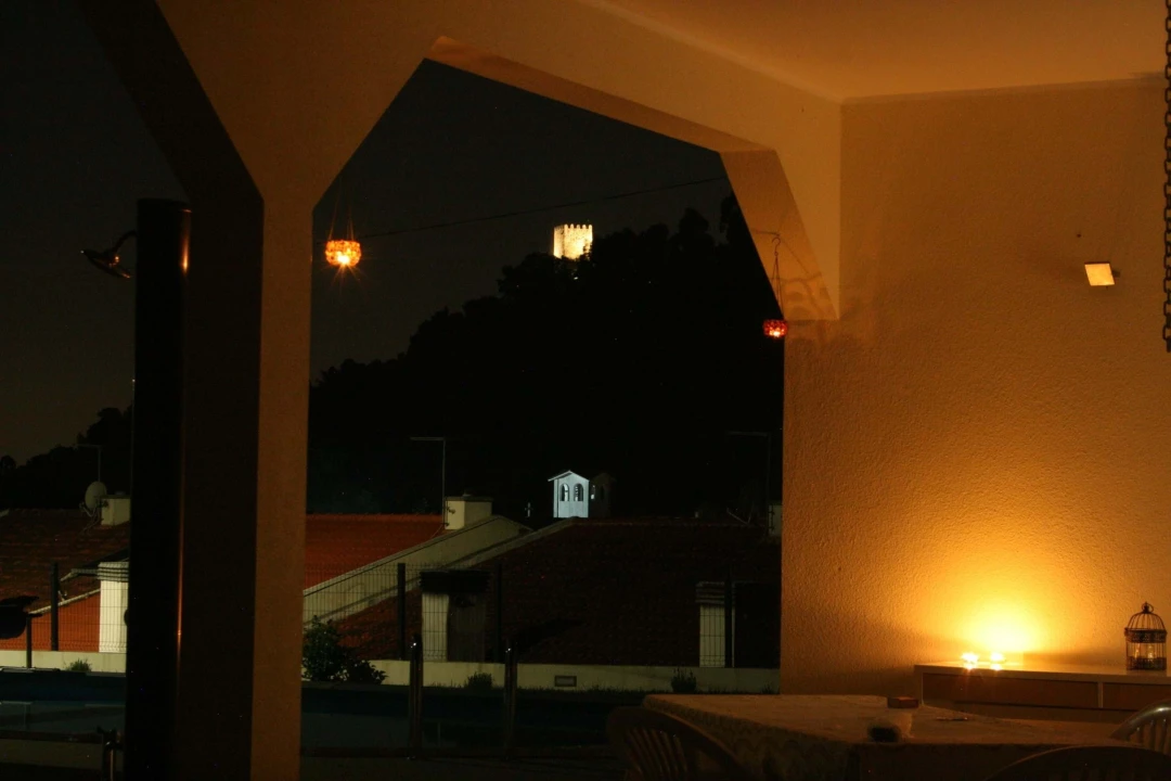 Moradia T5 para Venda em Arnoia Foto 7