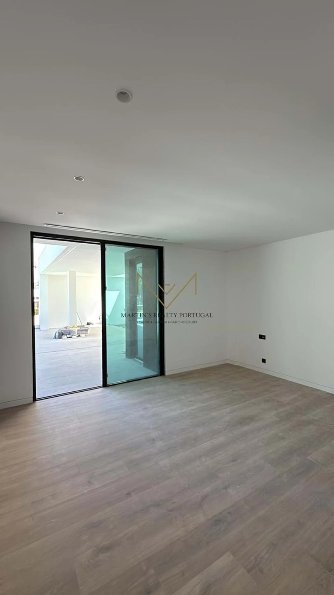 Moradia T6 para Venda em Charneca de Caparica e Sobreda Foto 19