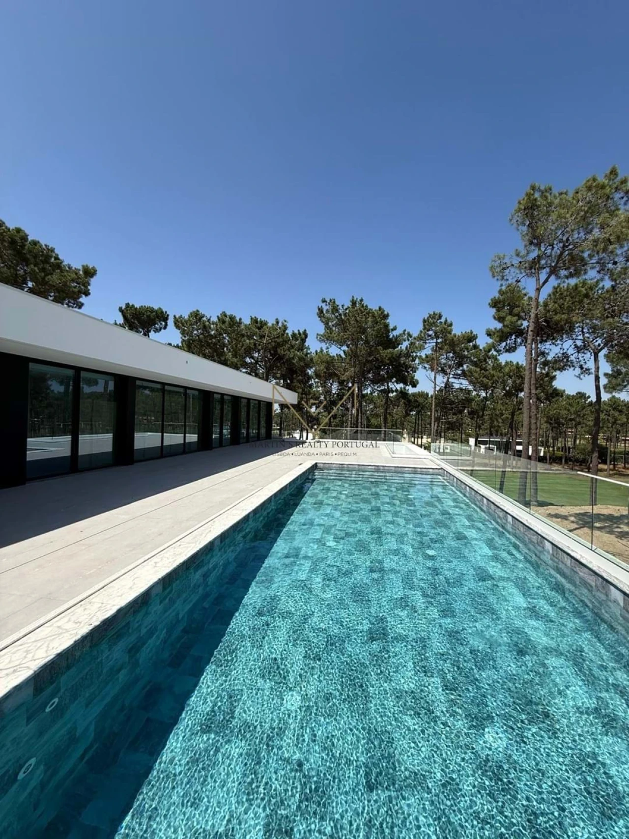 Moradia T6 para Venda em Charneca de Caparica e Sobreda Foto 15