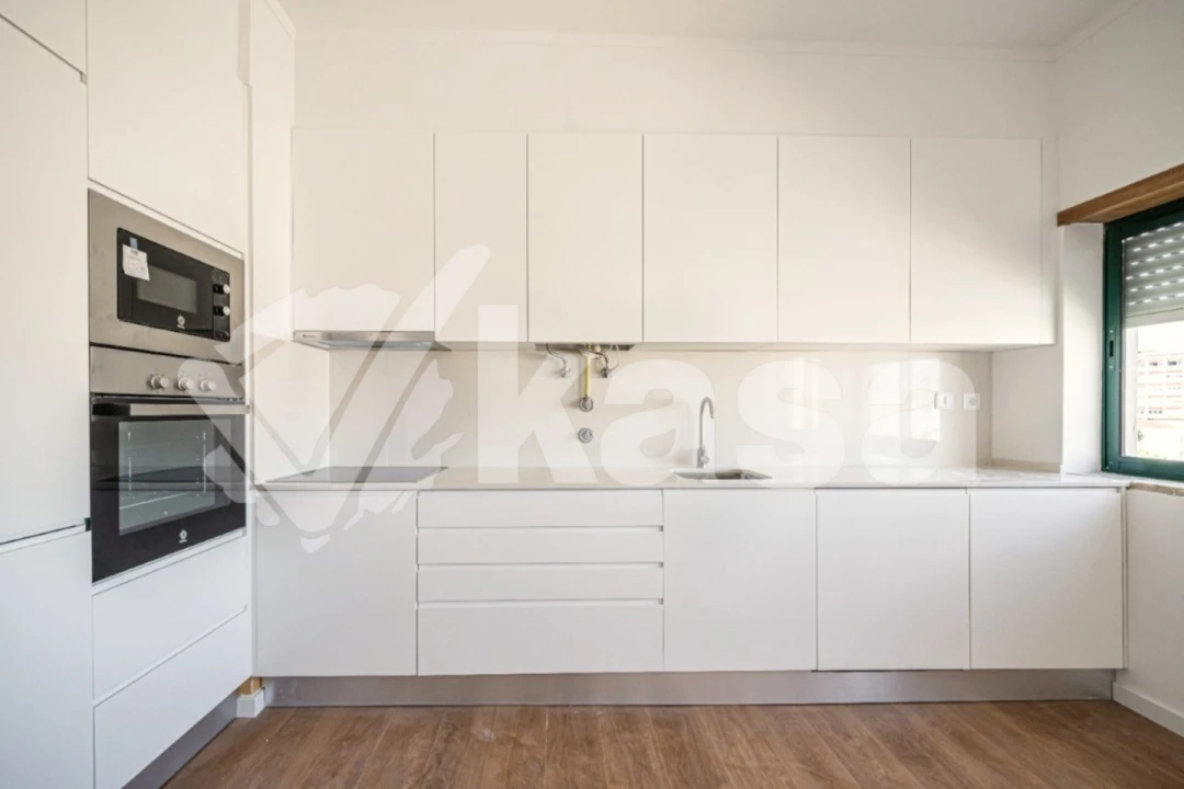 Apartamento T1 para Venda em Alto do Seixalinho, Santo André e Verderena Foto 2