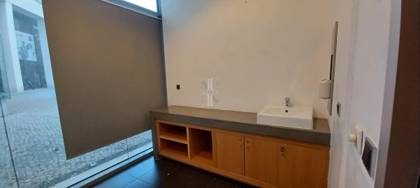 Negócio para Venda em Parque das Nações