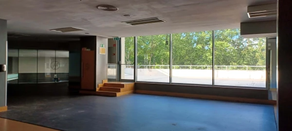 Negócio para Venda em Parque das Nações