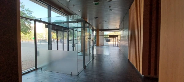 Negócio para Venda em Parque das Nações