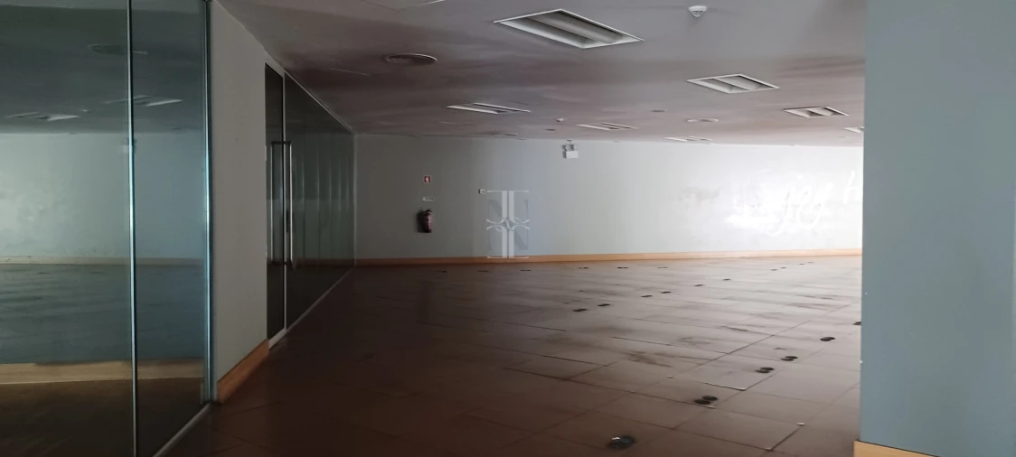 Negócio para Venda em Parque das Nações Foto 41