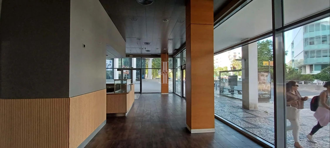 Negócio para Venda em Parque das Nações Foto 10