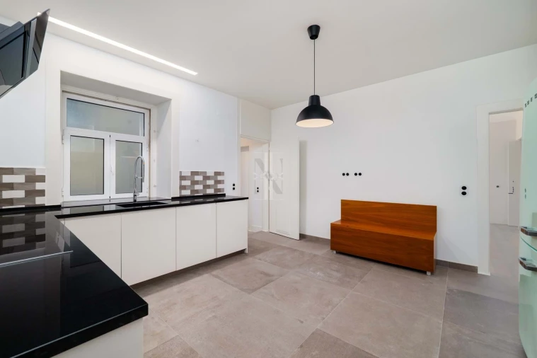 Apartamento T2 para Venda em Santa Maria Maior Foto 24
